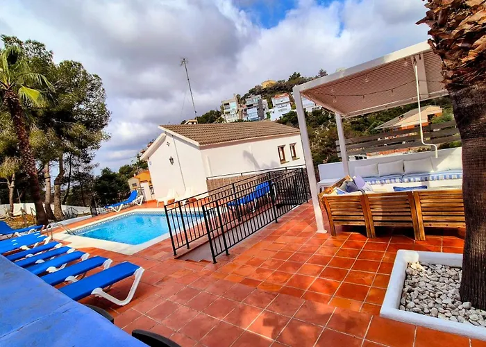 Vila Sitges, Big House With Pool