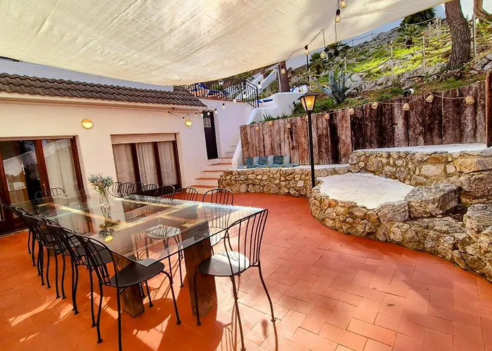 Vila Sitges, Big House With Pool